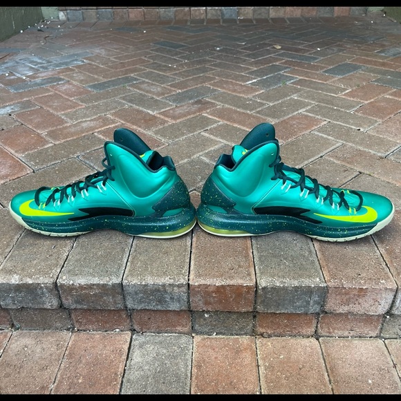 Nike KD5 ‘The Hulk’ basketball sneakers - Picture 9 of 11